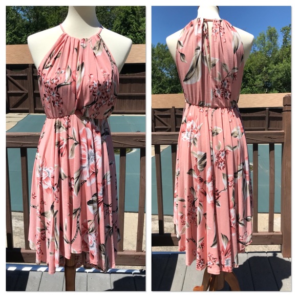 Blush Floral Summer Dress - Picture 4 of 7